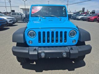 2018 Jeep Wrangler JK Unlimited Sport in Woodstock, New Brunswick - 2 - w320h240cpx