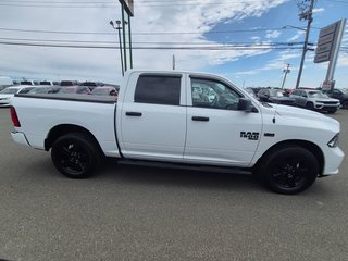 2022 Ram 1500 Classic Express in Woodstock, New Brunswick - 4 - w320h240cpx