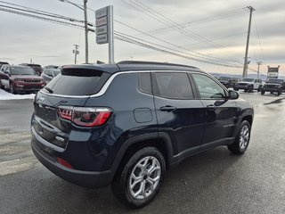 Jeep Compass NORTH 2026 à Woodstock, Nouveau-Brunswick - 4 - w320h240cpx
