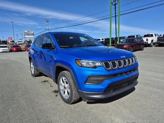 2026 Jeep Compass SPORT in Woodstock, New Brunswick - 3 - w320h240cpx