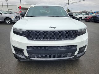 2024  Grand Cherokee L LIMITED in Woodstock, New Brunswick - 2 - w320h240cpx