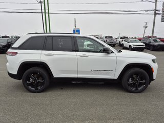 2026 Jeep Grand Cherokee ALTITUDE in Woodstock, New Brunswick - 4 - w320h240cpx