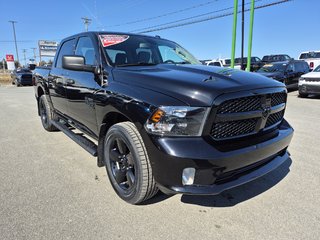 Ram 1500 Classic Express 2023 à Woodstock, Nouveau-Brunswick - 3 - w320h240cpx