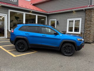 2022  Cherokee TRAILHAWK 4X4 in Saint John, New Brunswick - 6 - w320h240cpx