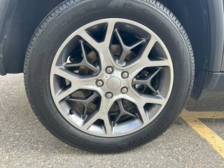 2021 Jeep Grand Cherokee LIMITED in Saint John, New Brunswick - 6 - w320h240cpx