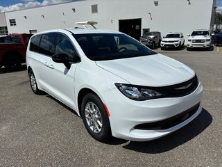 2027 Chrysler Grand Caravan SXT in Saint John, New Brunswick - 3 - w320h240cpx