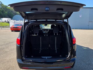 Chrysler Grand Caravan SXT 2027 à Saint John, Nouveau-Brunswick - 4 - w320h240cpx
