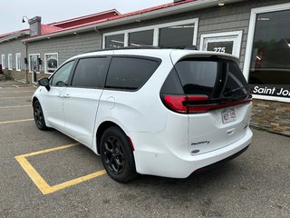 2024 Chrysler Pacifica Hybrid PREMIUM S APPEARANCE in Saint John, New Brunswick - 5 - w320h240cpx