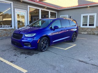 2021 Chrysler PACIFICA TOURING in Saint John, New Brunswick - 2 - w320h240cpx
