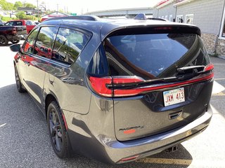 2021 Chrysler PACIFICA TOURING in Saint John, New Brunswick - 3 - w320h240cpx