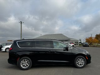 2024  Pacifica TOURING L in Sussex, New Brunswick - 6 - w320h240cpx