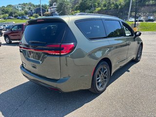 Chrysler Pacifica SELECT 2027 à Saint John, Nouveau-Brunswick - 5 - w320h240cpx