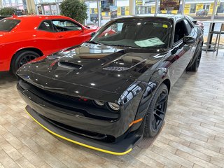 2023  Challenger SCAT PACK 392 WIDEBODY in Saint John, New Brunswick - 4 - w320h240cpx
