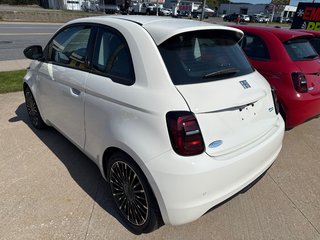 Fiat 500e (RED) Edition 2025 à Saint John, Nouveau-Brunswick - 5 - w320h240cpx