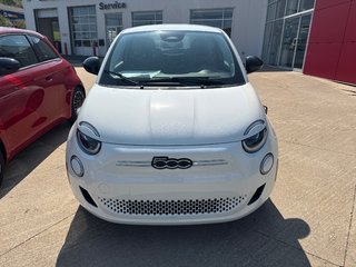 Fiat 500e (RED) Edition 2025 à Saint John, Nouveau-Brunswick - 2 - w320h240cpx