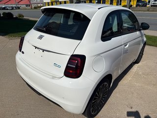 Fiat 500e (RED) Edition 2025 à Saint John, Nouveau-Brunswick - 4 - w320h240cpx