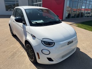 Fiat 500e (RED) Edition 2025 à Saint John, Nouveau-Brunswick - 3 - w320h240cpx