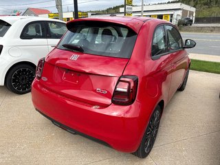Fiat 500e (RED) Edition 2025 à Saint John, Nouveau-Brunswick - 4 - w320h240cpx
