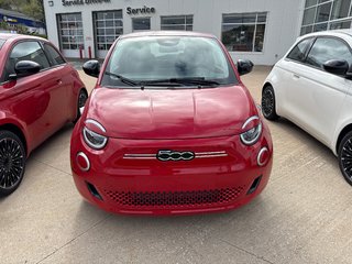 Fiat 500e (RED) Edition 2025 à Saint John, Nouveau-Brunswick - 2 - w320h240cpx