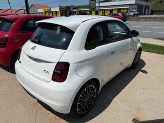Fiat 500e (RED) Edition 2025 à Saint John, Nouveau-Brunswick - 3 - w320h240cpx