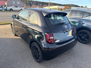 Fiat 500e (RED) Edition 2025 à Saint John, Nouveau-Brunswick - 2 - w320h240cpx