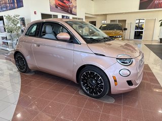 2025 Fiat 500e La Prima in Saint John, New Brunswick - 2 - w320h240cpx