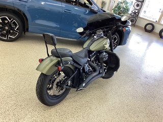 HARLEY DAVIDSON FLSS S 2016 à Saint John, Nouveau-Brunswick - 2 - w320h240cpx
