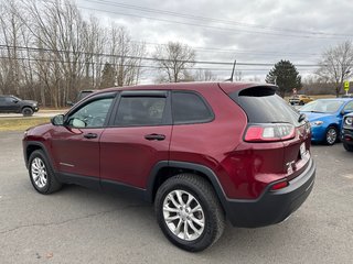 2021 Jeep Cherokee SPORT in Sussex, New Brunswick - 3 - w320h240cpx