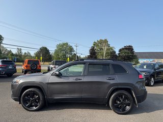 2021 Jeep Cherokee Altitude in Sussex, New Brunswick - 2 - w320h240cpx