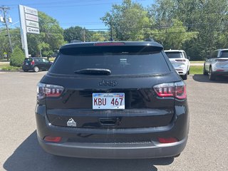 2023 Jeep Compass Altitude in Sussex, New Brunswick - 4 - w320h240cpx