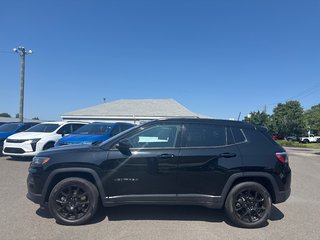 2023 Jeep Compass Altitude in Sussex, New Brunswick - 2 - w320h240cpx
