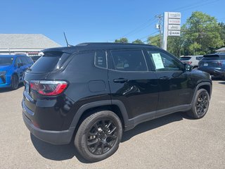 2023 Jeep Compass Altitude in Sussex, New Brunswick - 5 - w320h240cpx