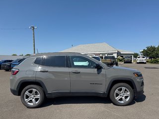 Jeep Compass North 2024 à Sussex, Nouveau-Brunswick - 6 - w320h240cpx