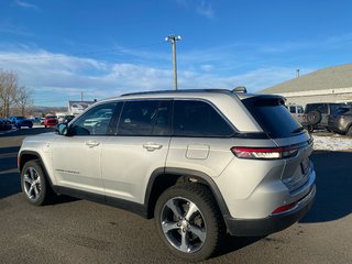 2022  Grand Cherokee 4xe BASE in Sussex, New Brunswick - 3 - w320h240cpx