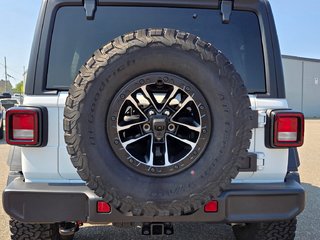 Jeep Wrangler 4-Door WILLYS 2026 à Saint John, Nouveau-Brunswick - 4 - w320h240cpx