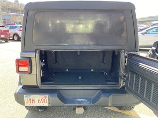 Jeep WRANGLER SPORT S 2021 à Saint John, Nouveau-Brunswick - 6 - w320h240cpx