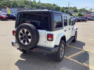 Jeep WRANGLER SAHARA 2023 à Saint John, Nouveau-Brunswick - 4 - w320h240cpx