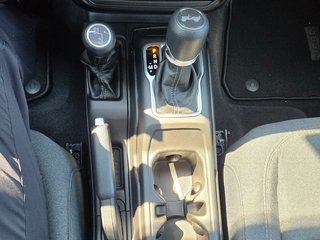 Jeep Wrangler SPORT S 2026 à Saint John, Nouveau-Brunswick - 6 - w320h240cpx