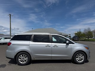 2019 Kia Sedona LX in Sussex, New Brunswick - 6 - w320h240cpx