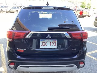 2020 Mitsubishi OUTLANDER ES in Saint John, New Brunswick - 5 - w320h240cpx
