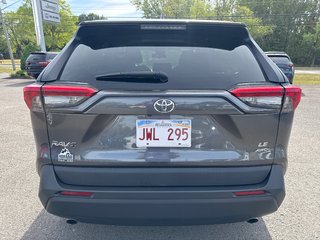 2020 Toyota RAV4 LE in Sussex, New Brunswick - 4 - w320h240cpx