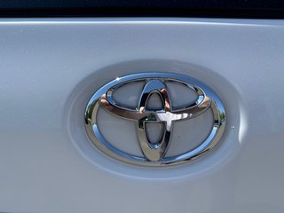 2019 Toyota Sienna AWD LE in Sussex, New Brunswick - 5 - w320h240cpx