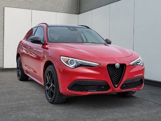 Alfa Romeo Stelvio Sport AWD 2021 à Sherbrooke, Québec - 2 - w320h240cpx