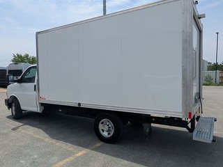2025 Chevrolet Express Commercial Cutaway CUTAWAY // 159'' // G3500 in Sherbrooke, Quebec - 4 - w320h240cpx