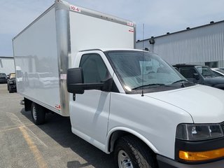 2025 Chevrolet Express Commercial Cutaway CUTAWAY // 159'' // G3500 in Sherbrooke, Quebec - 3 - w320h240cpx