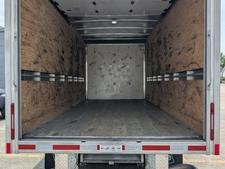 2025 Chevrolet Express Commercial Cutaway CUTAWAY // 159'' // G3500 in Sherbrooke, Quebec - 6 - w320h240cpx