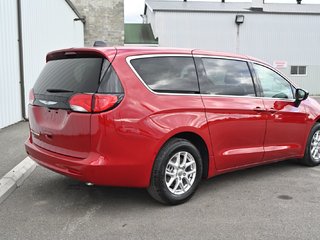 2024  Grand Caravan SXT in Sherbrooke, Quebec - 4 - w320h240cpx