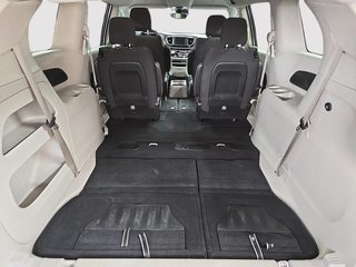 Chrysler Grand Caravan SXT 2024 à Sherbrooke, Québec - 6 - w320h240cpx