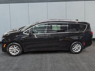 2027 Chrysler Grand Caravan SXT in Sherbrooke, Quebec - 3 - w320h240cpx