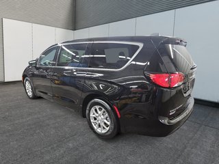 Chrysler Grand Caravan SXT 2027 à St-Jean-Sur-Richelieu, Québec - 4 - w320h240cpx